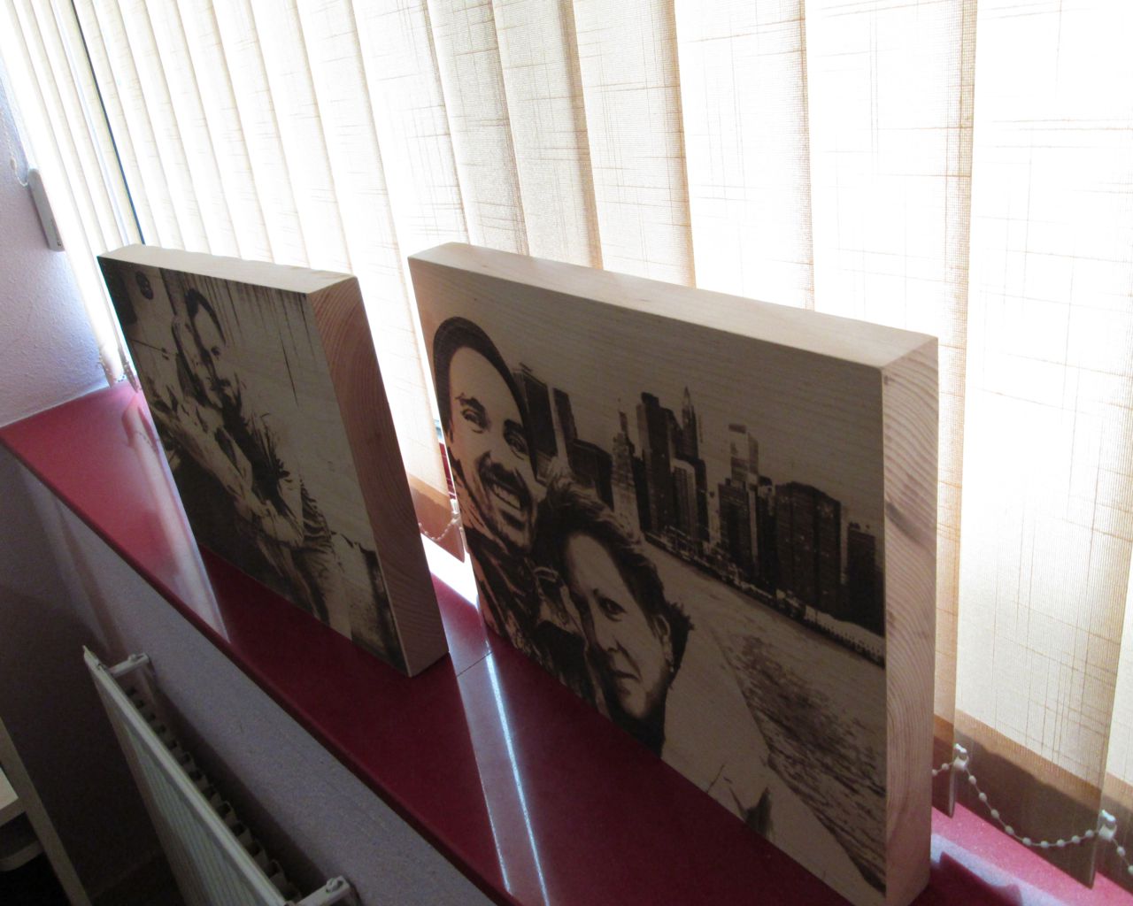 Fotografías grabadas a laser en madeira de faia barnizada ou con acabados rústicos